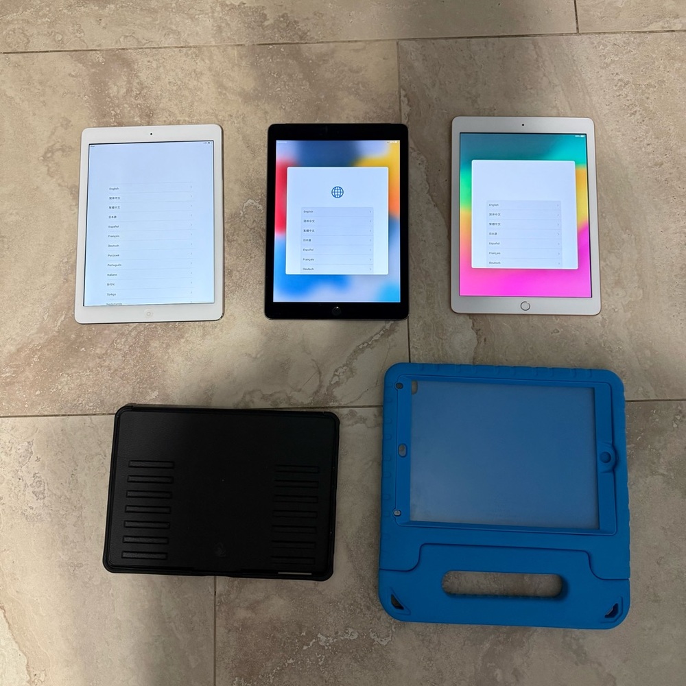 Apple iPad Bundle